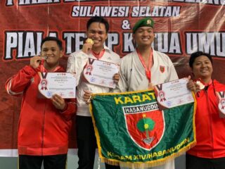Personel Ditlantas Polda Sulbar Sabet Emas Karate Goju Ass Sulsel