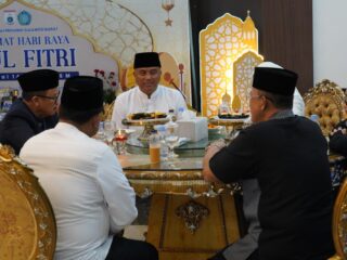 Momen Lebaran, Kapolda Sulbar Kunjungi Gubernur Perkuat Kerja Sama Daerah