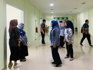Genjot PAD, Kadis Kesehatan Sulbar Evaluasi Kinerja Labkesmas