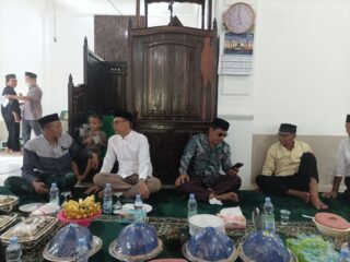 Wakili Gubernur, Kepala Biro Pemkesra Pererat Silaturahmi dalam Halal Bi Halal Masyarakat Parung