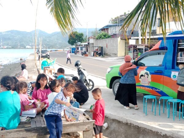 Gerakan Mandarras, Perpusip Sulbar Agendakan Perpustakaan Keliling di Pasar Malam Rakyat Tinambung