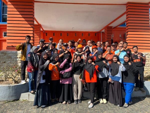 BPBD Sulbar Gelar Simulasi Gempa Bumi: Tingkatkan Kesiapsiagaan Pegawai