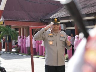 Kapolda Sulbar Tinjau Kesiapan Personel Polresta Mamuju, Tekankan Pelayanan Optimal