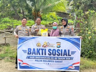 Jelang Hari Bhayangkara ke-80, Ditlantas Polda Sulbar Gelar Bakti Sosial di Mamuju