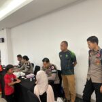 Polri Peduli Kesehatan Masyarakat, Biddokkes Polda Sulbar Gelar Pemeriksaan Gratis di Mall Matos
