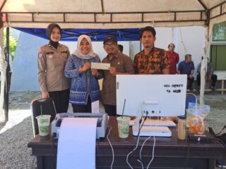 Kolaborasi Ditlantas Polda Sulbar dan BPKPD, Layanan SAMKEL Mudahkan Warga Urus Administrasi Kendaraan