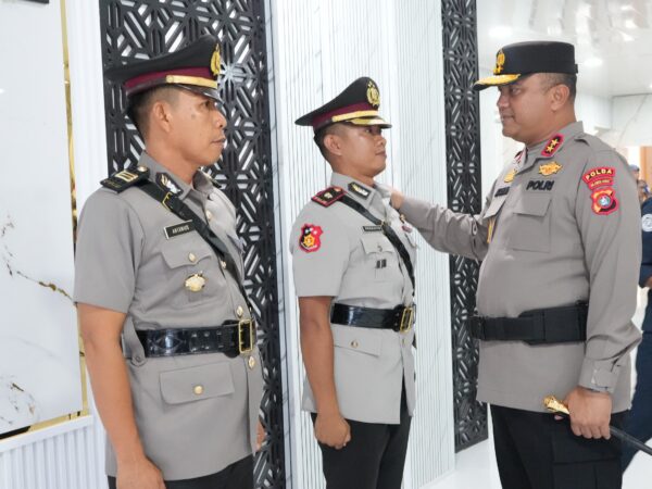 Sertijab Ka Yanma Polda Sulbar Berlangsung Khidmat, Kapolda Tekankan Amanah dan Pelayanan Prima