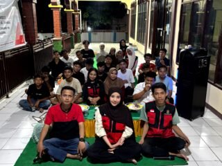 Cegah Kejahatan Siber, Mahasiswa KKN Unhas Edukasi Pemuda Sirindu soal Hukum dan Hoaks