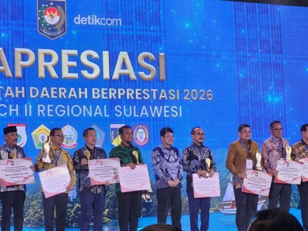 Sulbar Sabet Terbaik 2 Program 3 Juta Rumah, Hadiah 250 Unit Rumah