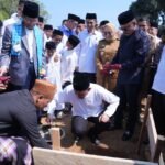 Gubernur Sulbar Dampingi Menag RI dalam Peletakan Batu Pertama Pondok Pesantren Raudhatutthalibin As'adiyah Mamuju